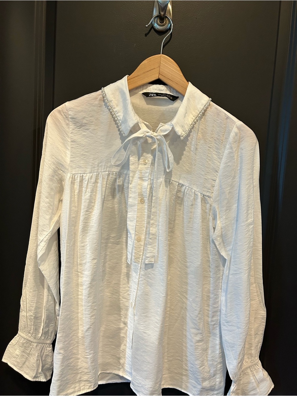 Zara White Tie-Bow Blouse with Pearl-Trim Collar